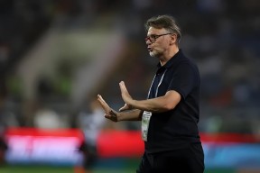 亚博体育官方下载战术调整引发热议！，Doinb在尤文图斯比赛中比赛局势复杂引发球迷热议的简单介绍