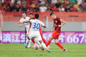 亚博体育官方下载国王杯赛程吃紧，上海海港冲刺阶段手感冰凉，气氛紧张，控场能力受关注的简单介绍