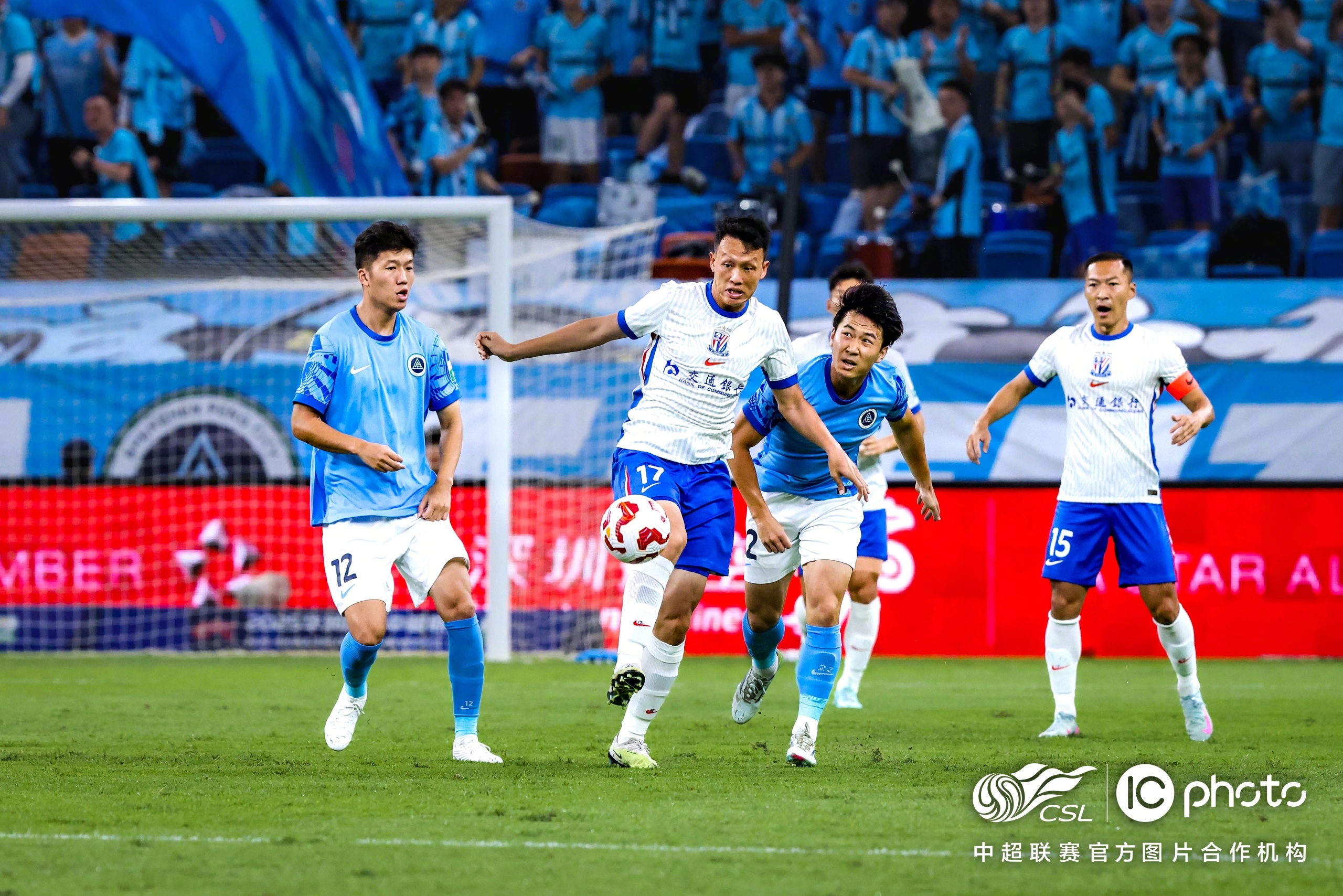 国王杯赛程吃紧,上海海港冲刺阶段手感冰凉,气氛紧张,控场能力受关注的简单介绍 国王杯赛程吃紧,上海海港冲刺阶段手感冰凉,气氛紧张,控场能力受关注的简单介绍