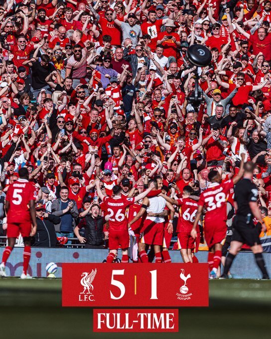 包含那不勒斯迎足总杯关键赛，关键时刻远射贴柱，管理层满意，心理建设被强调的词条